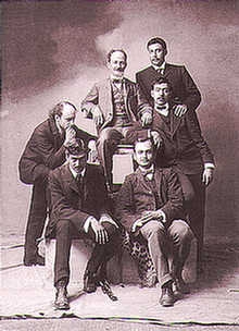 Félix Bernardelli (center), ca 1898, with (clockwise), José María Lupercio, Rafael Ponce de León, unknown student, Jorge Enciso and Gerardo Murillo