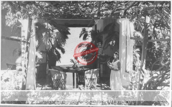 Jacques Van Belle. ca. 1960. Hotel Laguna, Ajijic.