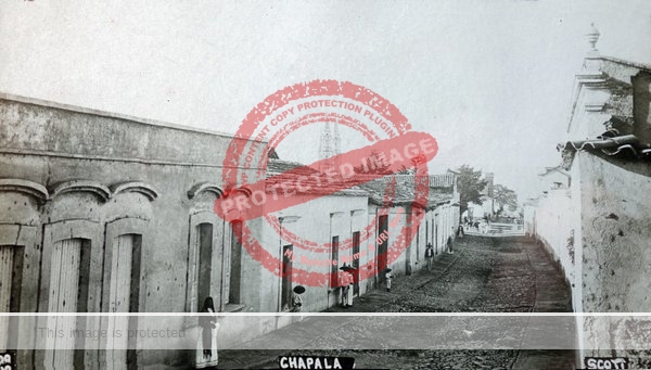 Scott. c 1900. Calle del Muelle, Chapala.