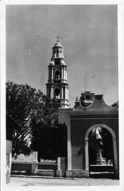 Postcard of Ajijic, c. 1953. Photo: Bob Bassing.