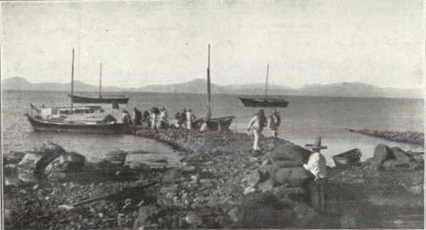 Jetty at La Palma, c. 1901. Detail from a postcard published by Buedingen Art Publishing Co. 